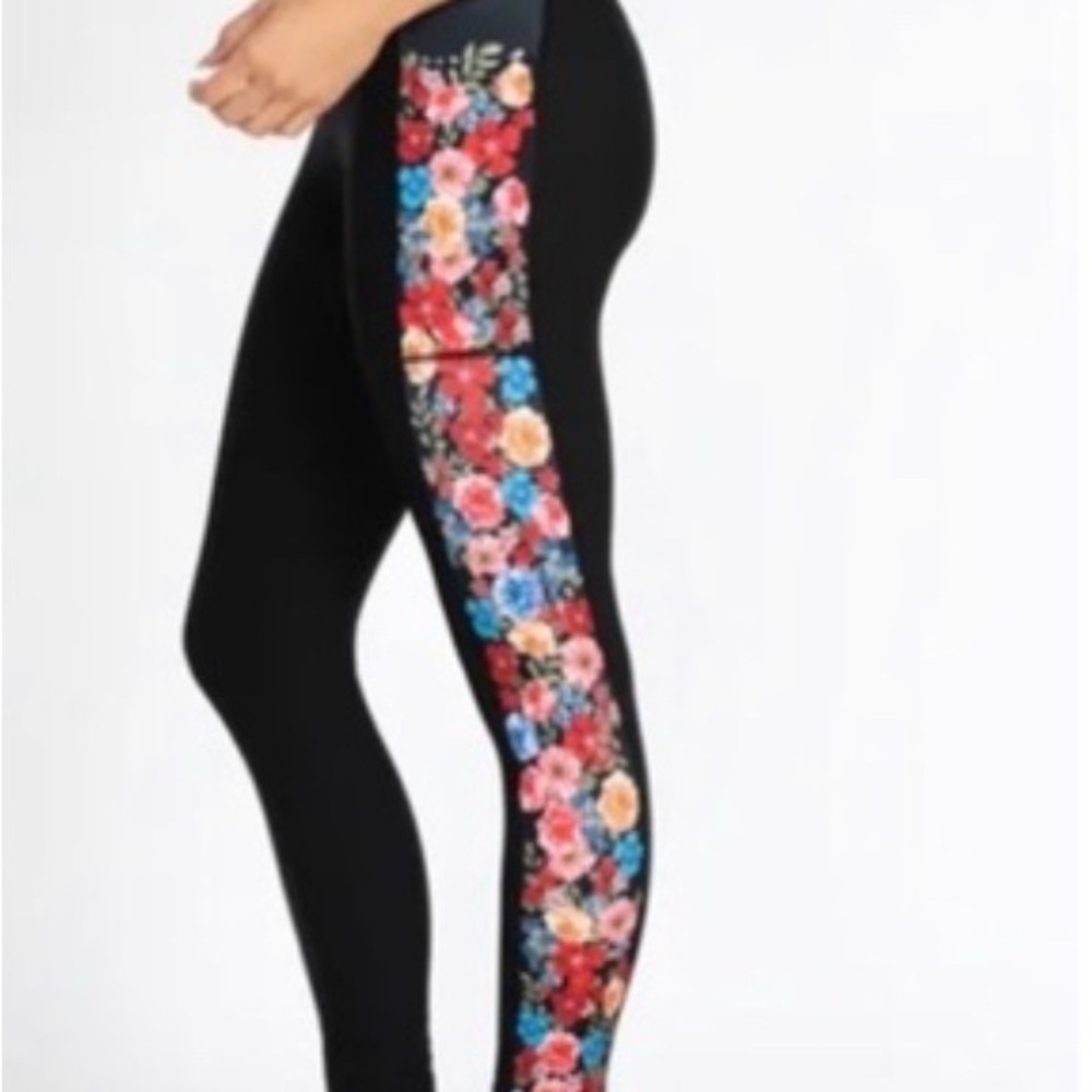 Johnny Was Black Active Leggings